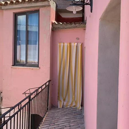 Alojamento de Acomodação e Pequeno-almoço Casa Vitale Villasalto