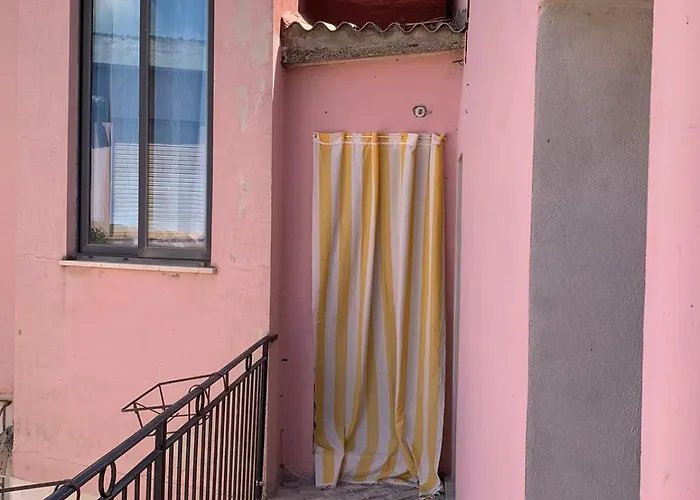 Alojamento de Acomodação e Pequeno-almoço Casa Vitale Villasalto